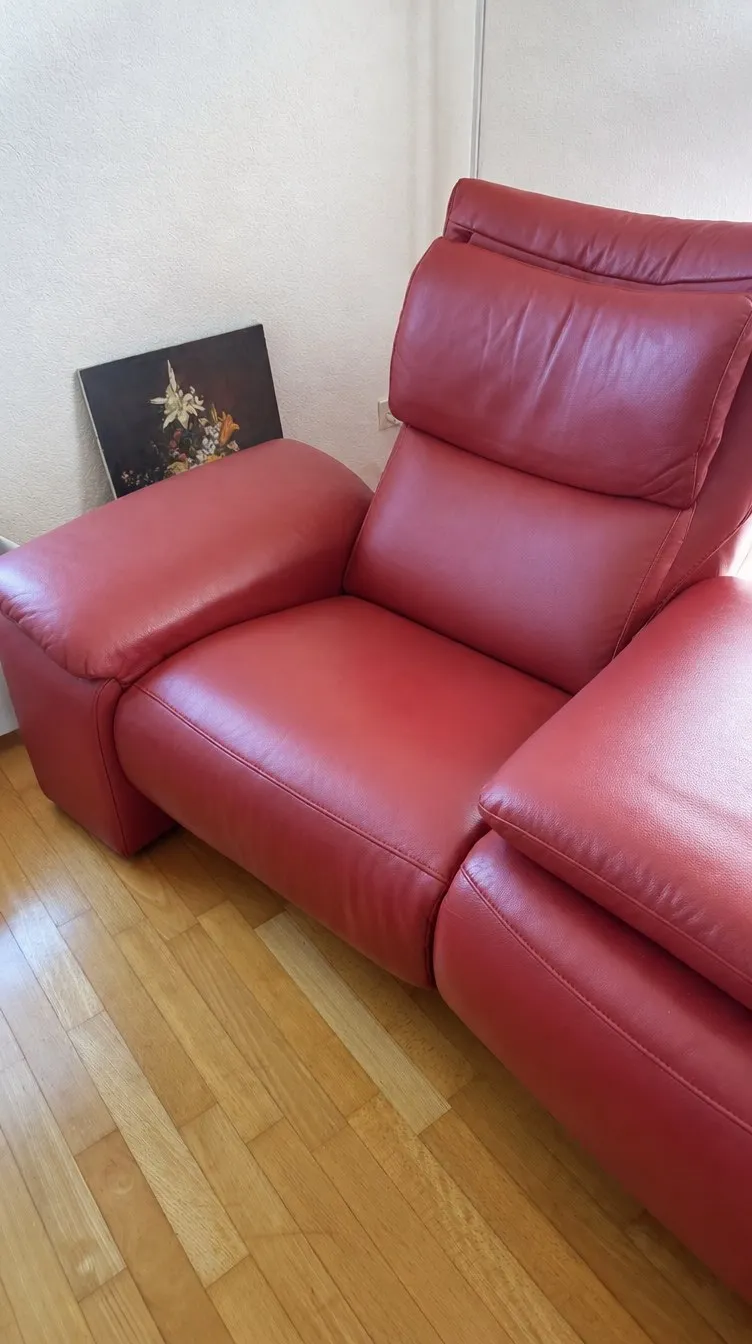 Himolla Relaxsofa nach dem Neubezug | Visualisierung | Sofa neu beziehen Visualisierung: Himolla Relaxsofa nach dem Neubezug, Neubezug bei der Egora Polsterei Wetzikon